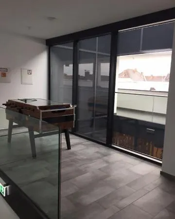 Alojamento de Acomodação e Pequeno-almoço Motel - Neumarkt Teil Der Pg - Glasbau Gmbh *